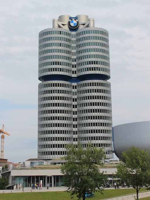 BMW_HQ_klein.jpg